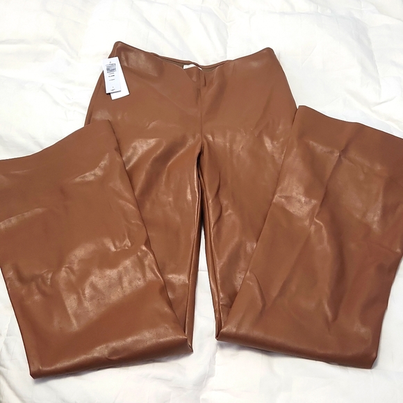 Aritzia Elaine pant new with tags - Picture 2 of 6
